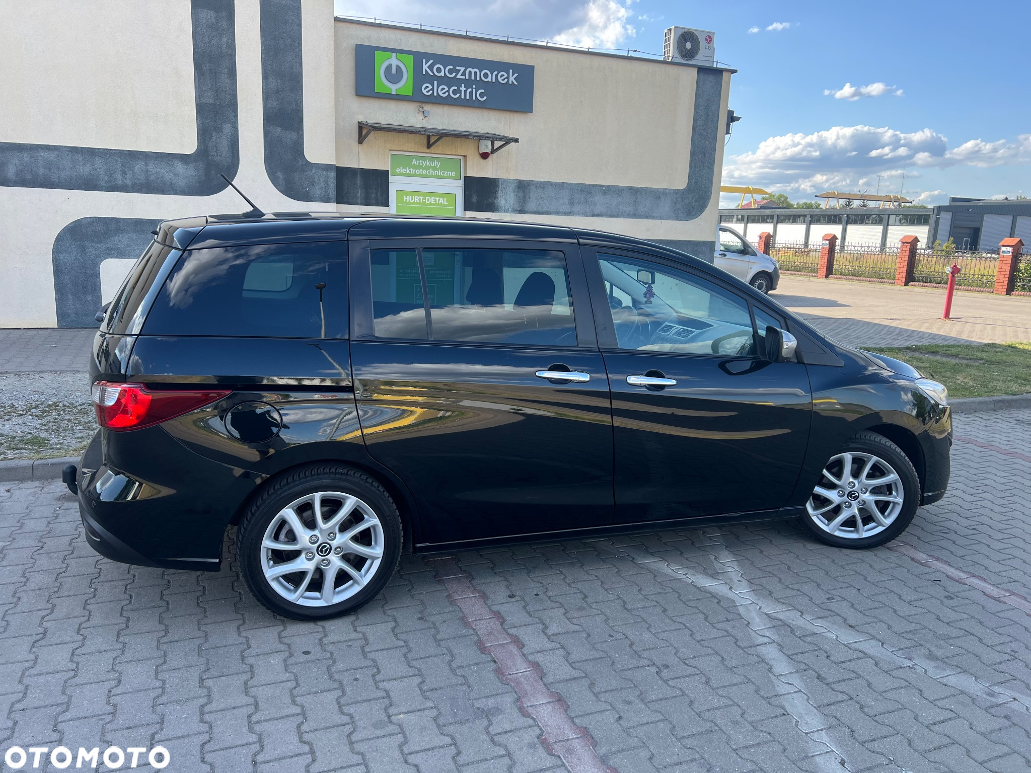 Mazda 5 1.8 Exclusive + - 13