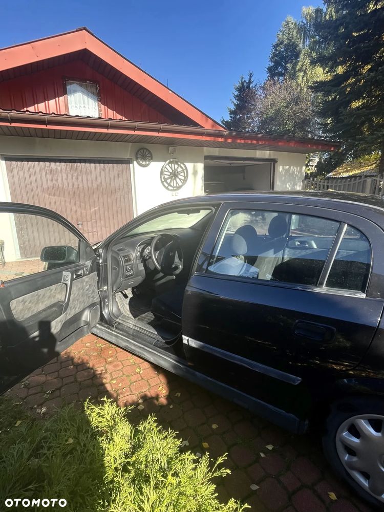 Opel Astra II 1.6 GL / Start - 9