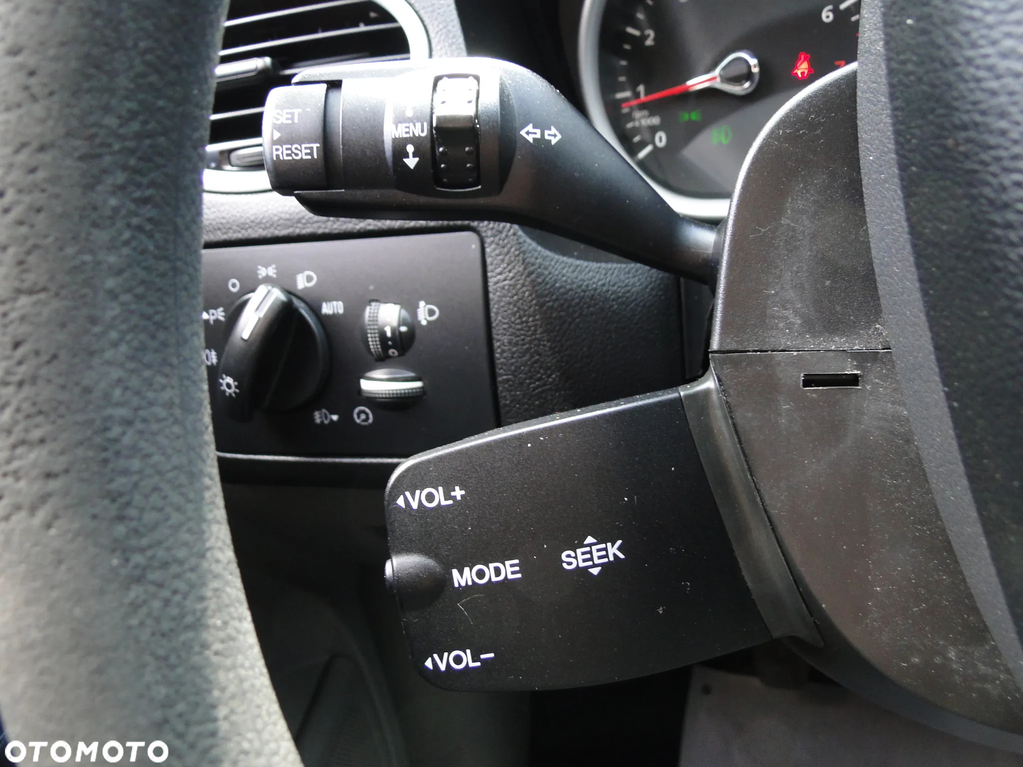 Ford Focus 1.6 16V Ghia - 7