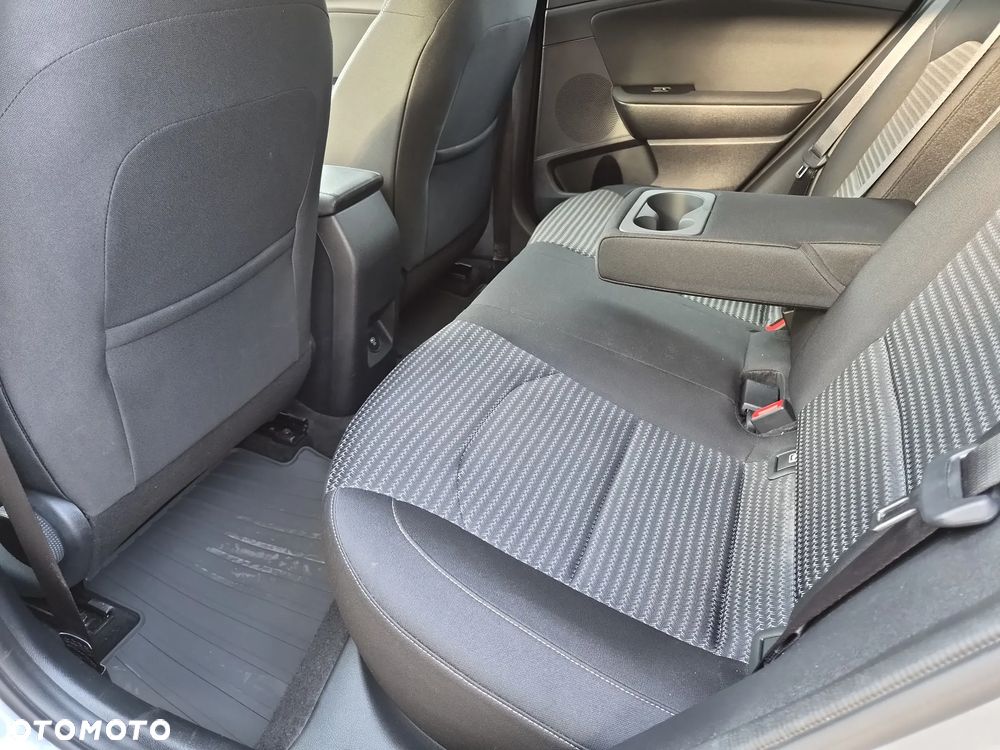 Kia XCeed 1.5 T-GDI M DCT - 24