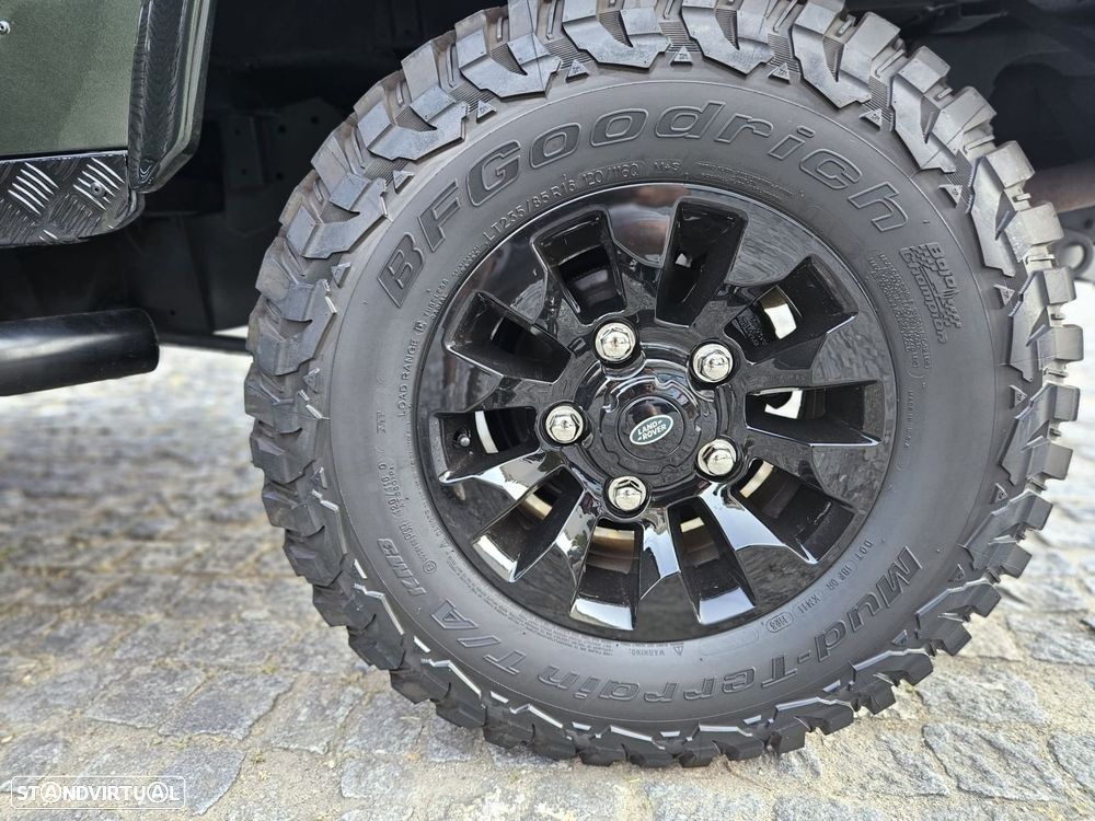 Land Rover Defender 110 2.5 Td5 CD SE - 19