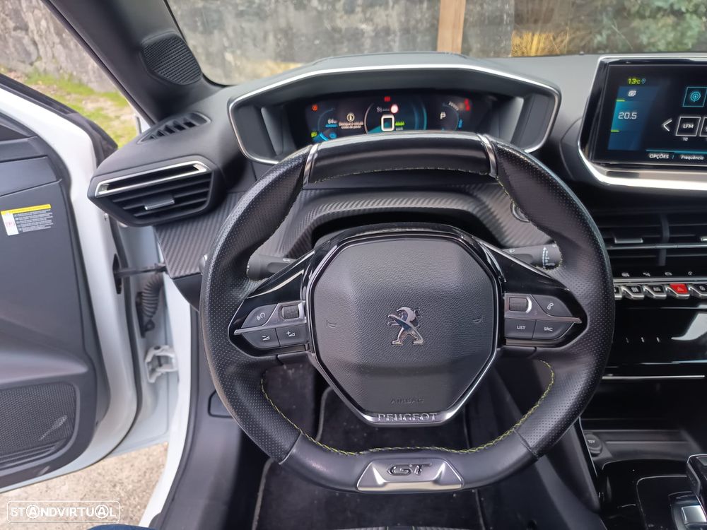 Peugeot e-208 50 kWh GT Line - 11