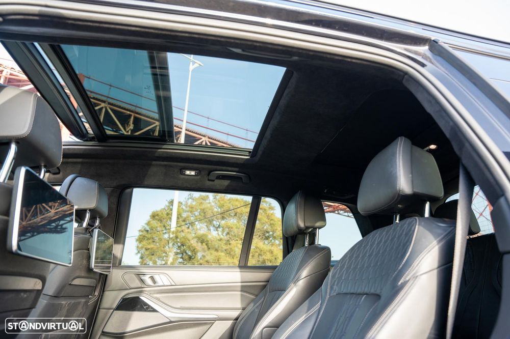 BMW X7 M50d - 21