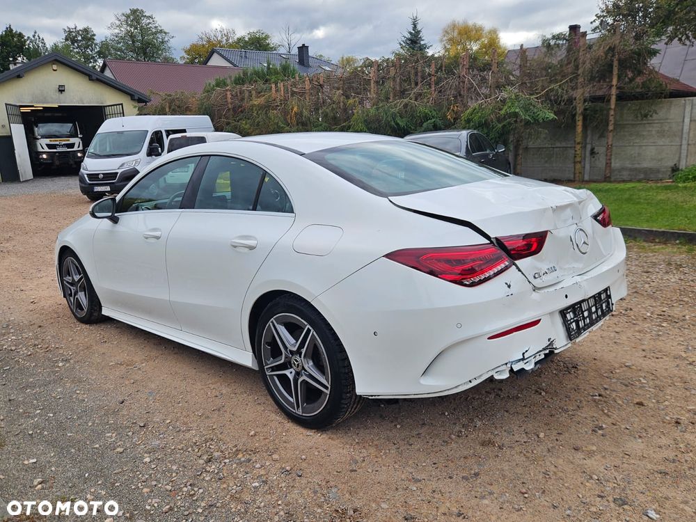 Mercedes-Benz CLA - 4