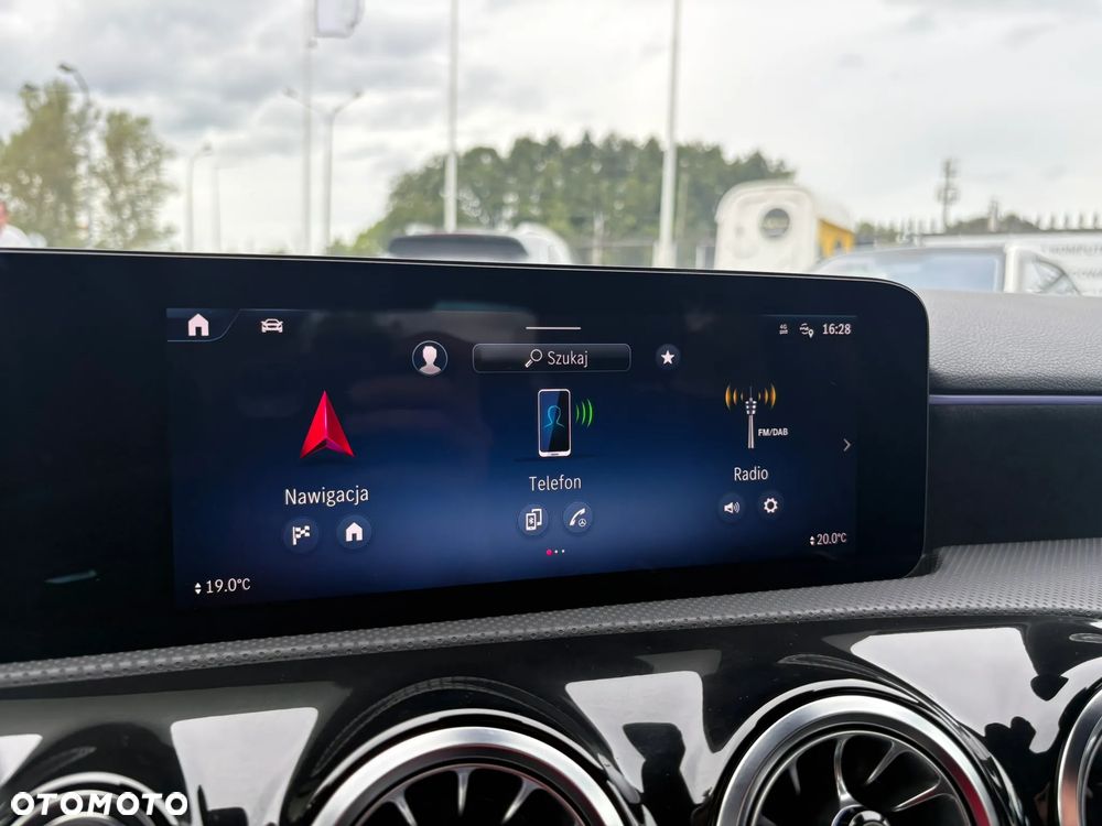 Mercedes-Benz Klasa A 250 e PHEV AMG Line 8G-DCT - 21
