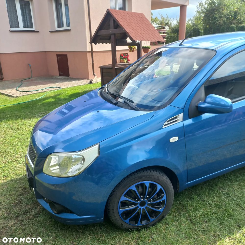 Chevrolet Aveo - 12