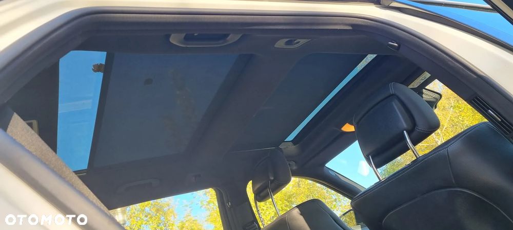 Mercedes-Benz Klasa E 250 T BlueTEC 4Matic 7G-TRONIC Edition - 12