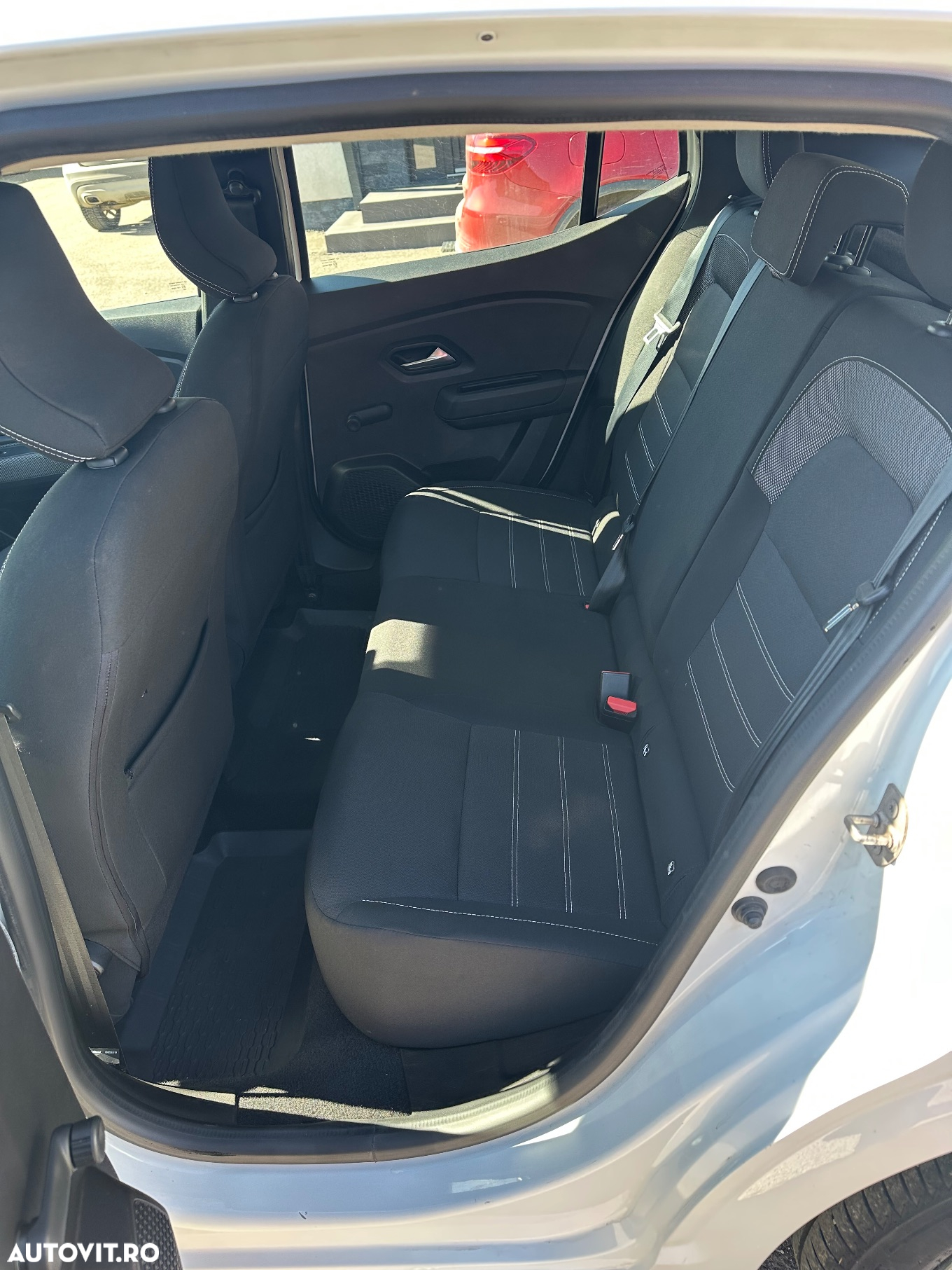 Dacia Sandero TCe 90 MT5 Expression - 12