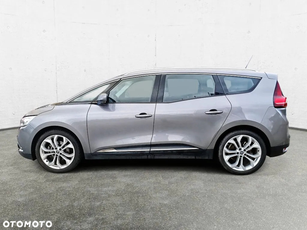 Renault Grand Scenic - 8