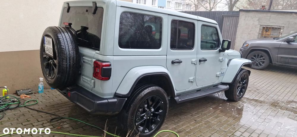 Jeep Wrangler - 13