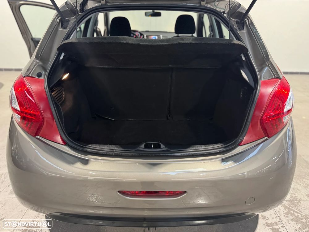 Peugeot 208 HDi 68 Access - 23
