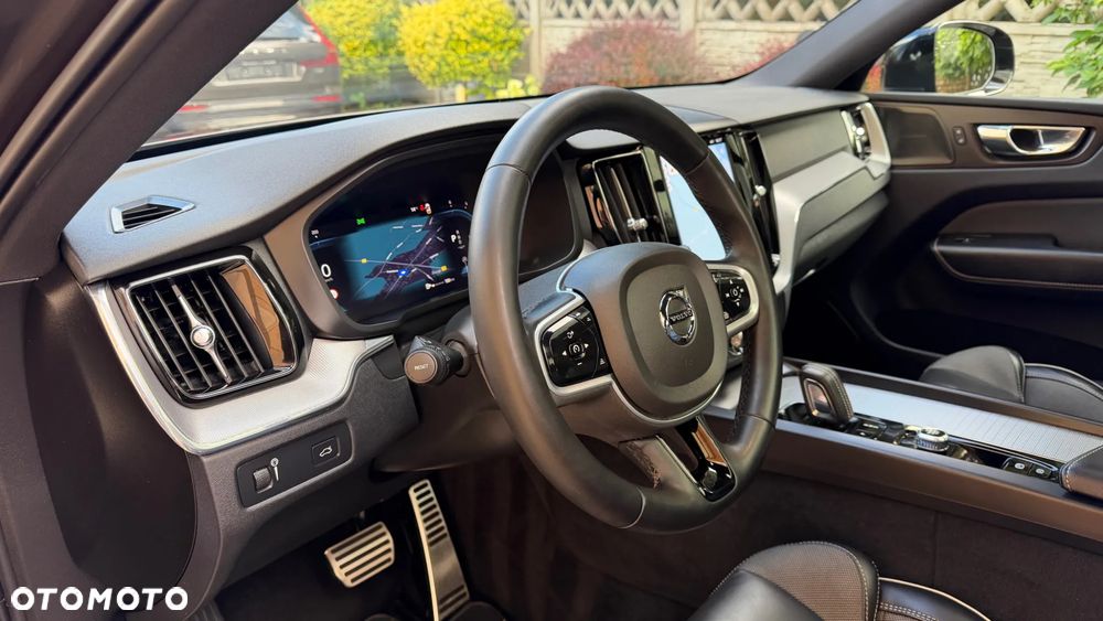 Volvo XC 60 B4 D Ultimate Dark - 26
