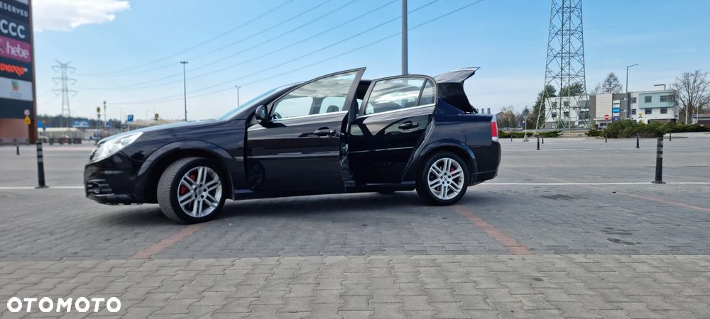 Opel Vectra 3.0 V6 CDTI Sport/GTS - 2