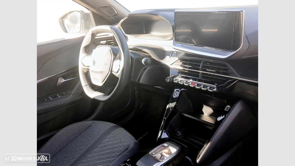 Peugeot e-2008 54 kWh Allure - 21