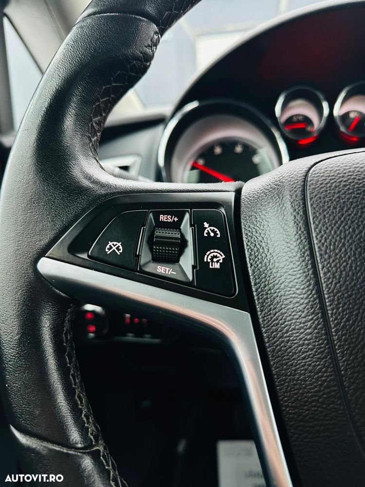 Opel Astra 1.6 CDTI ECOTEC ECOFlex Start/Stop Dynamic - 29