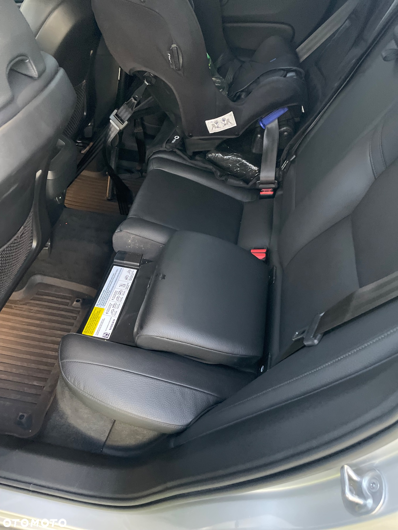 Volvo XC 60 B5 B AWD Plus Bright - 12