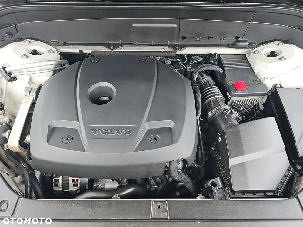 Volvo XC 90 T6 AWD Geartronic RDesign - 15