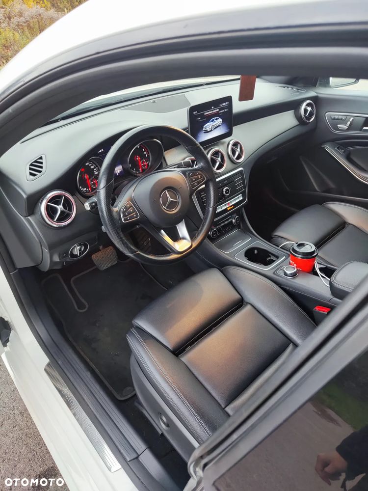 Mercedes-Benz CLA 250 7G-DCT Sport - 15