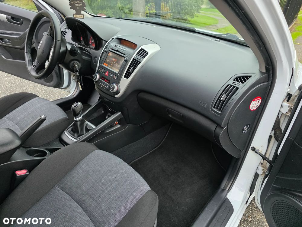 Kia ProCeed pro Ceed 1.4 CVVT Dream-Team Edition - 7