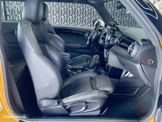 MINI 3 Portas Cooper Aut. - 15