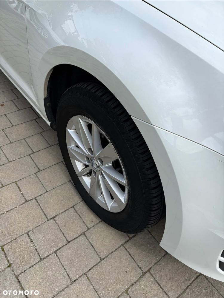 Volkswagen Golf 1.2 TSI Comfortline DSG - 12