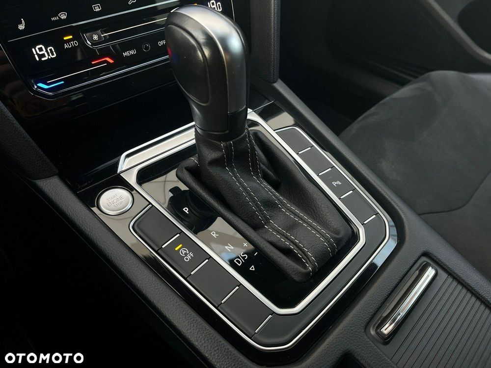 Volkswagen Arteon 2.0 TSI DSG R-Line - 24