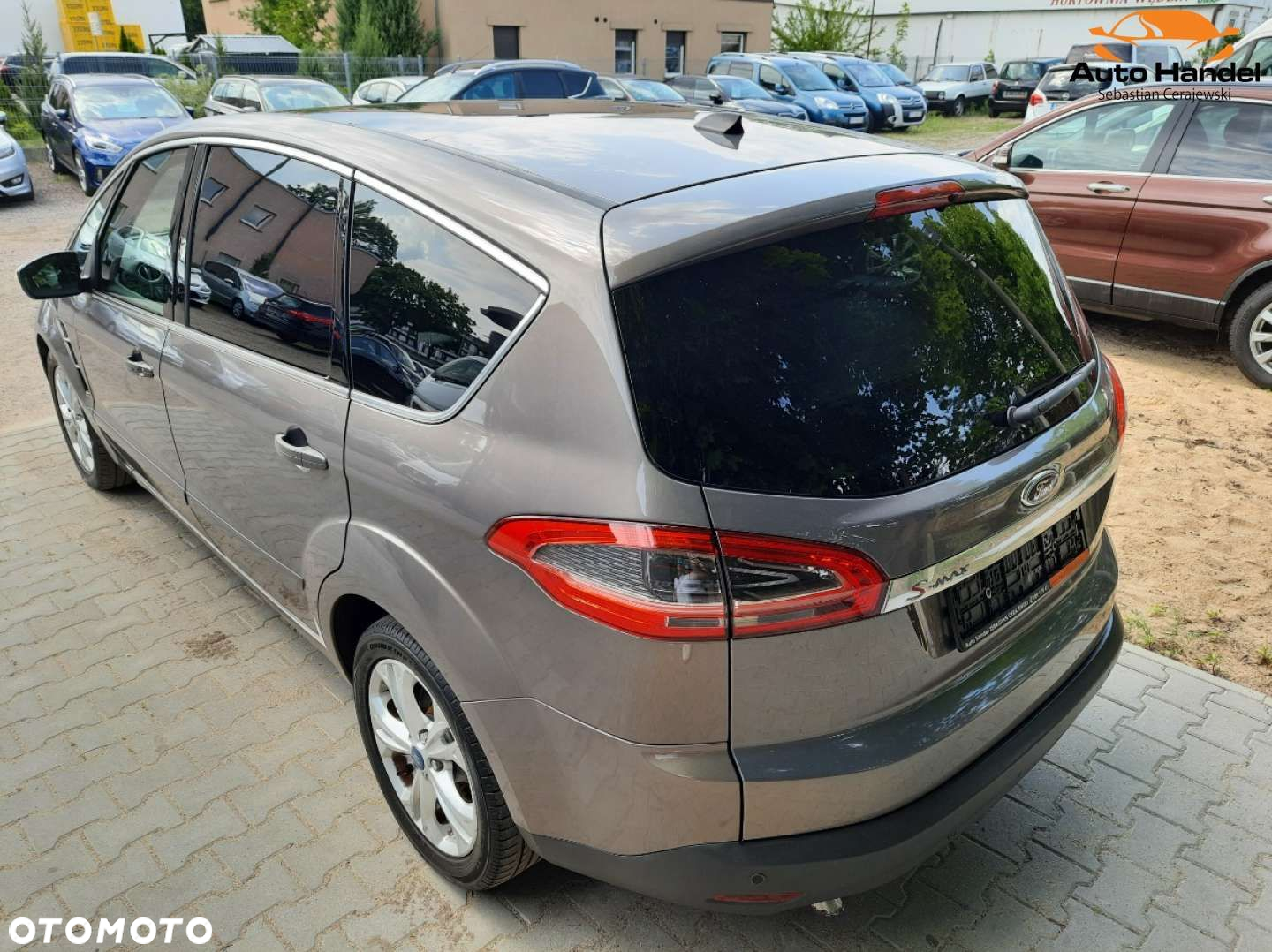Ford S-Max 2.0 TDCi DPF Titanium - 32