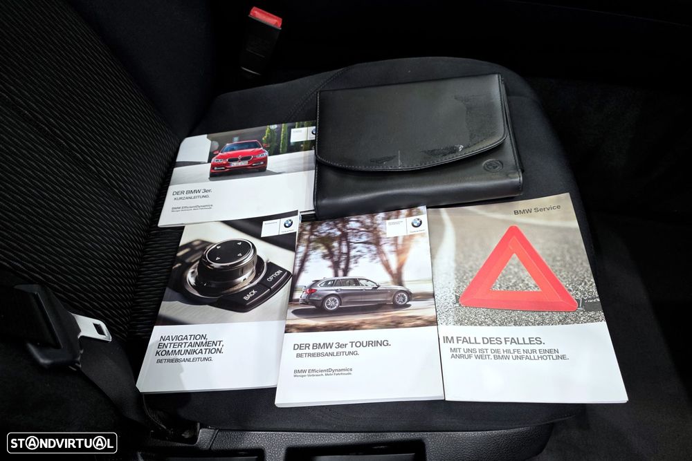 BMW 318 d Touring - 25