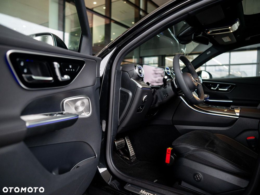 Mercedes-Benz GLC - 9