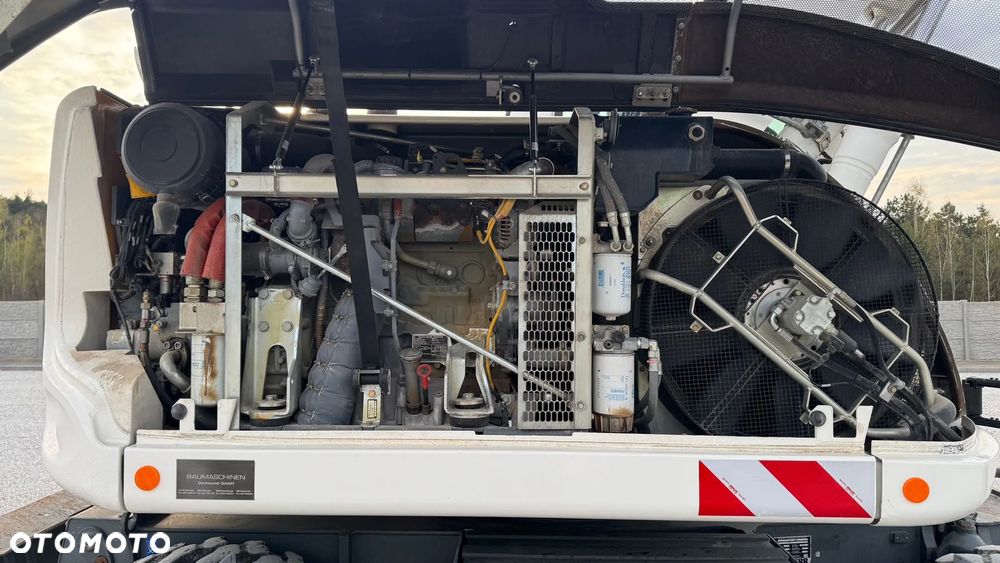 Liebherr 918 compact - 16