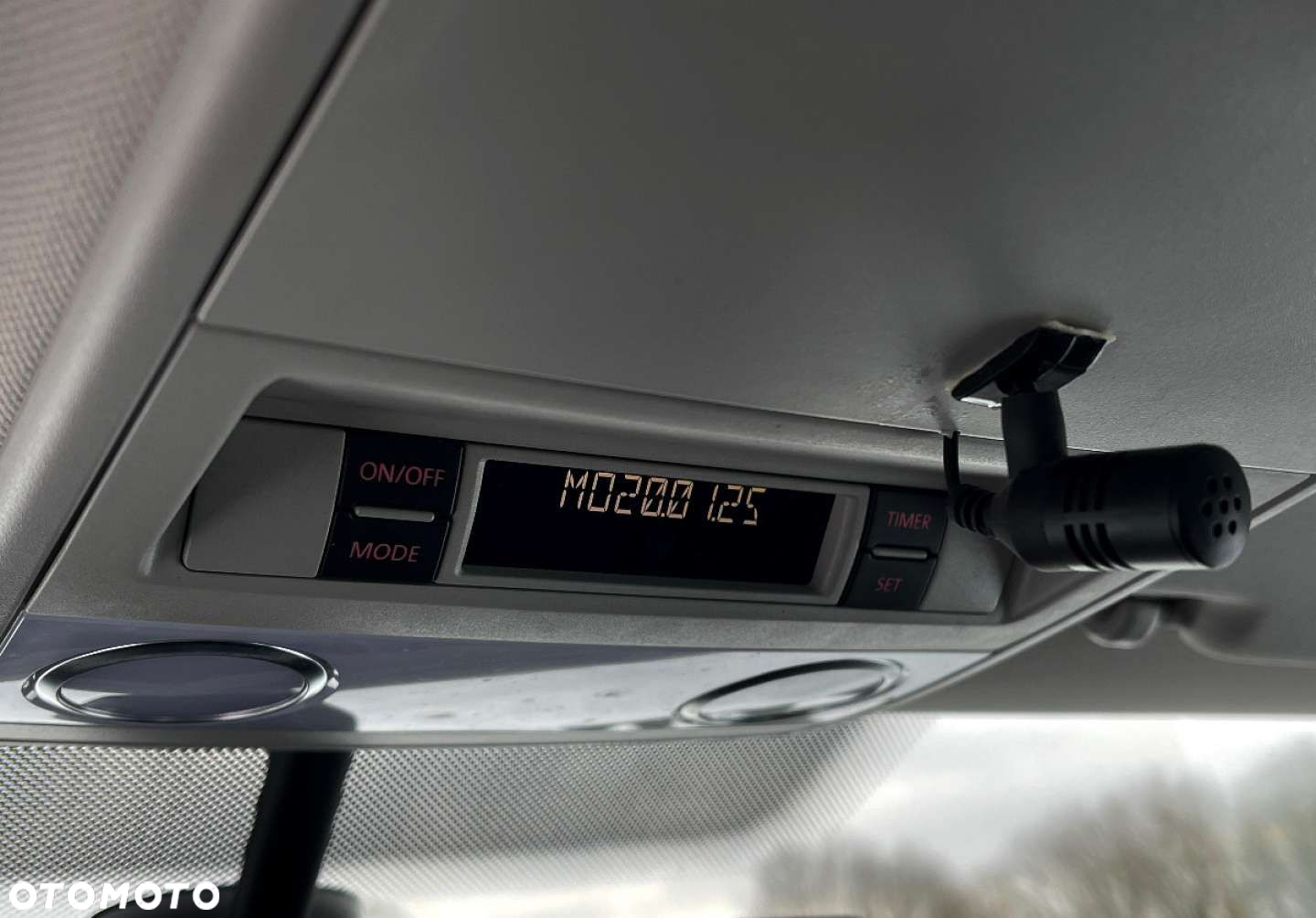 Volkswagen Multivan - 33