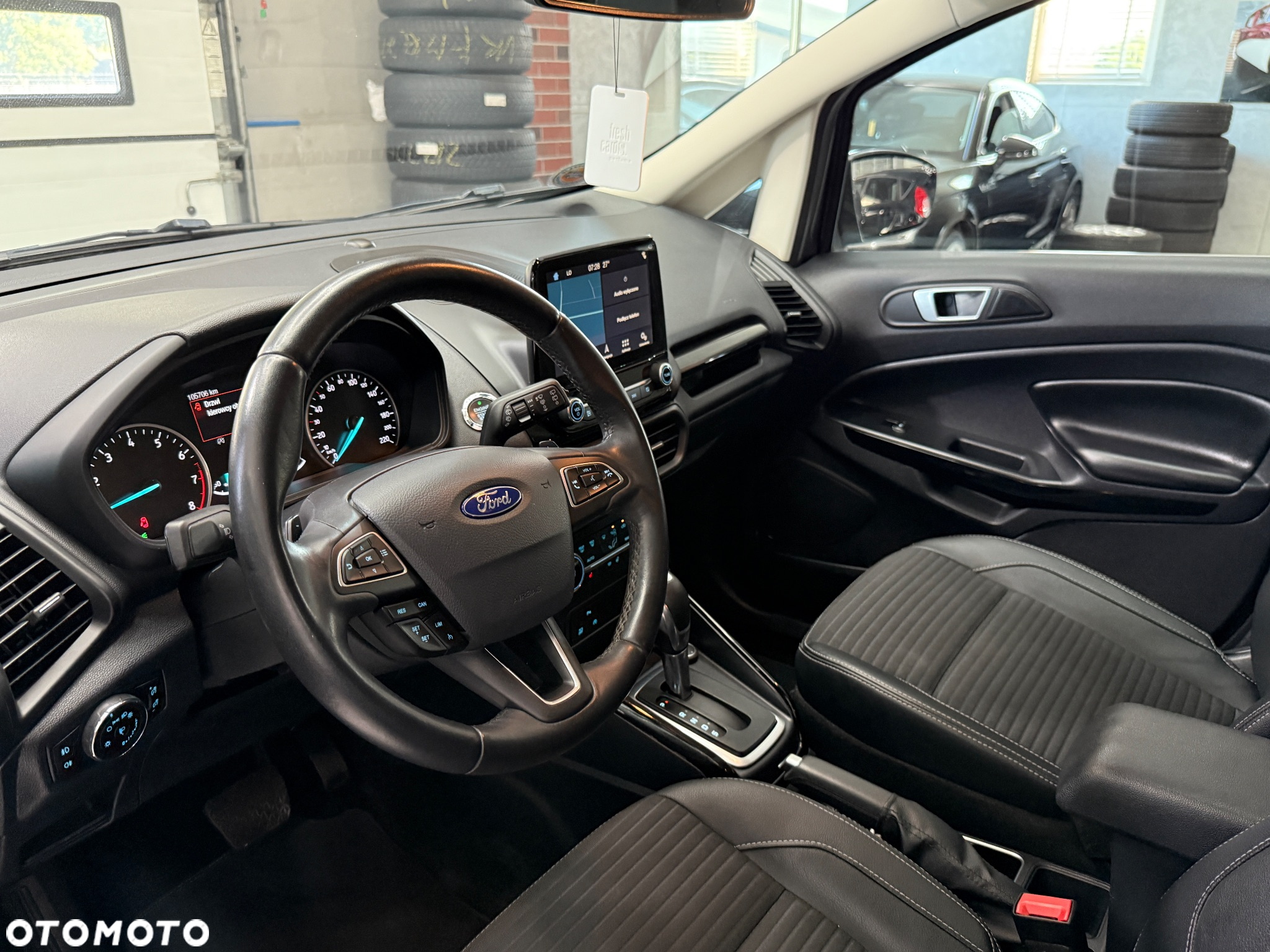 Ford EcoSport 1.0 EcoBoost TITANIUM - 19