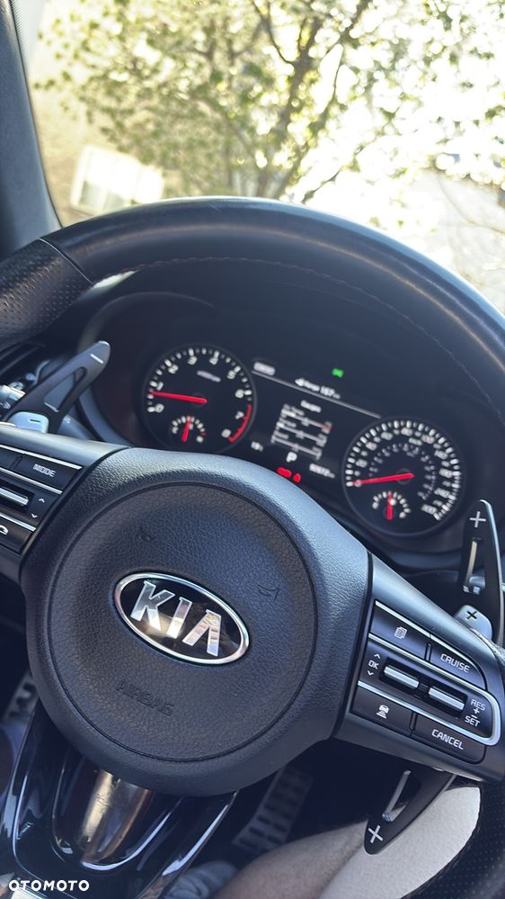 Kia Stinger 3.3 T-GDI AWD GT - 16