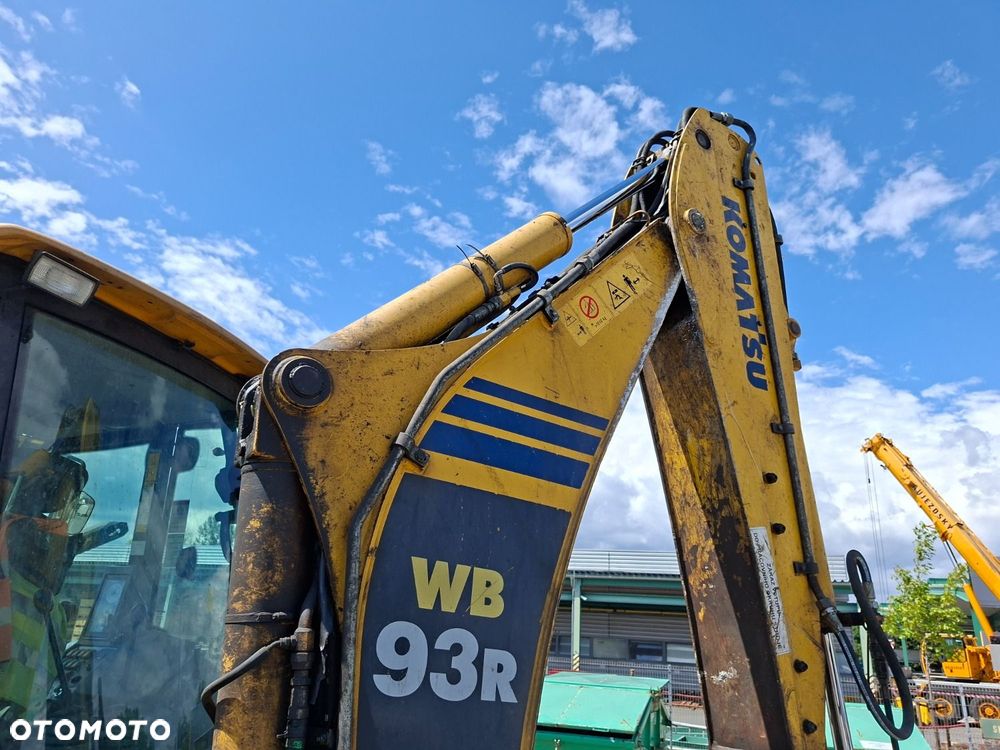 Komatsu Wb93R 4X4 - 35