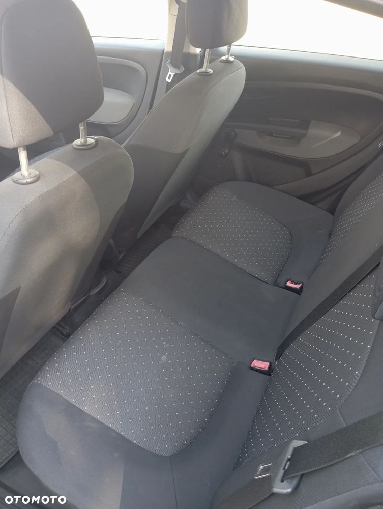 Fiat Punto 1.2 16V Dynamic - 6