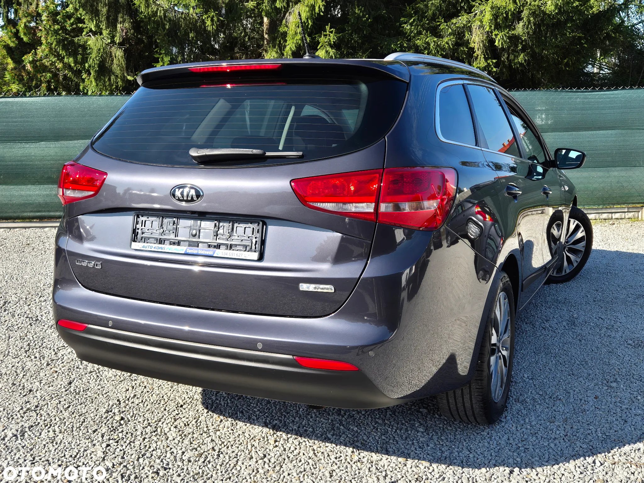 Kia Ceed 1.6 CRDi 136 ISG Platinum Edition - 24