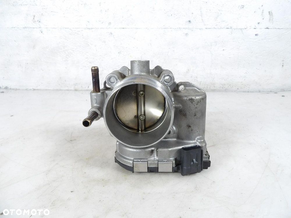 JAGUAR XF II 2.0T PRZEPUSTNICA H4P3-9F991-AA - 1