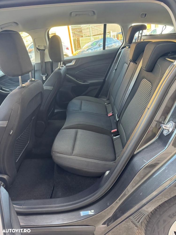 Ford Focus 1.5 EcoBlue Start-Stopp-System Aut. ACTIVE - 9