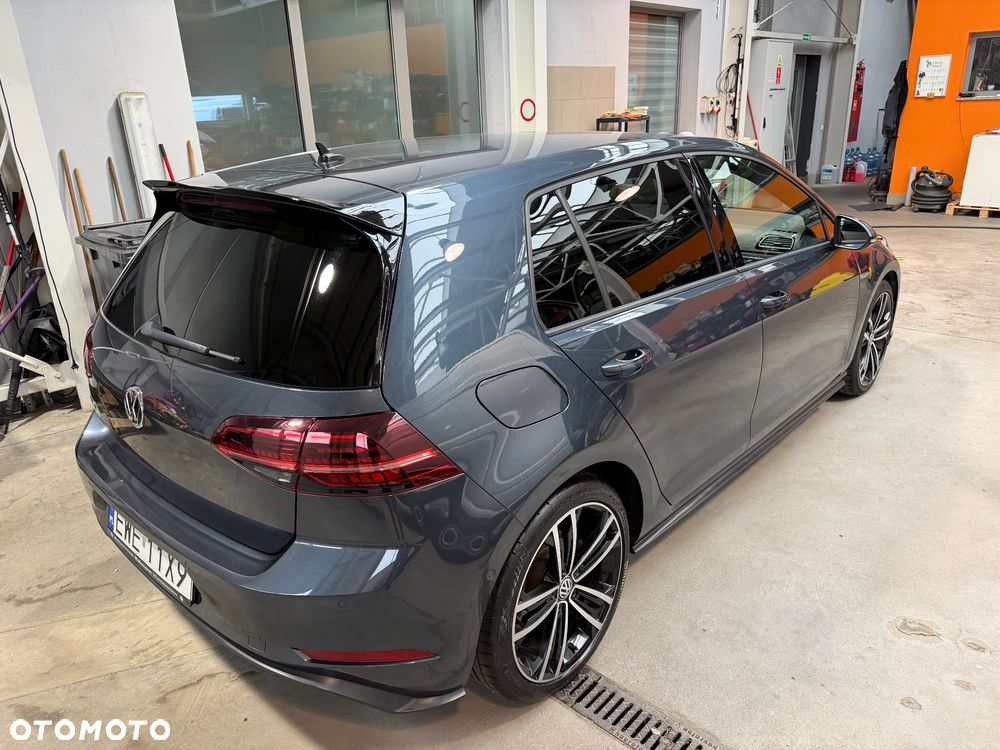 Volkswagen Golf - 4