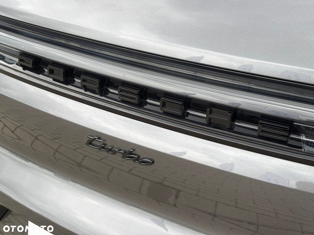 Porsche Cayenne - 10