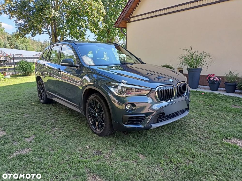BMW X1 xDrive20i - 8
