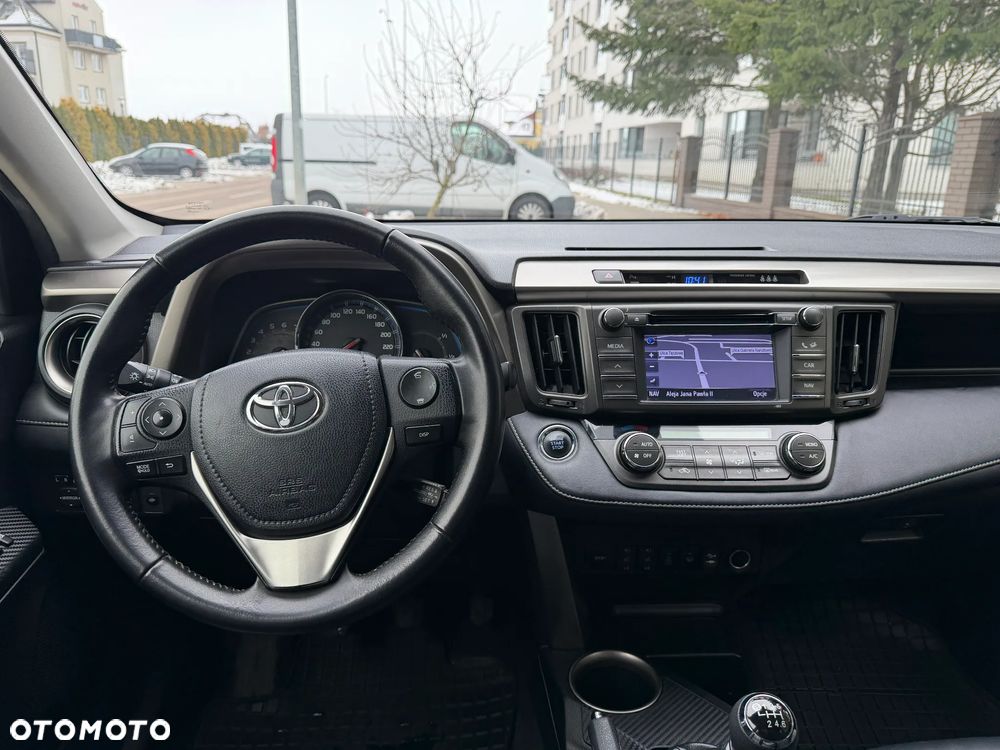 Toyota RAV4 2.2 D-4D Prestige - 18