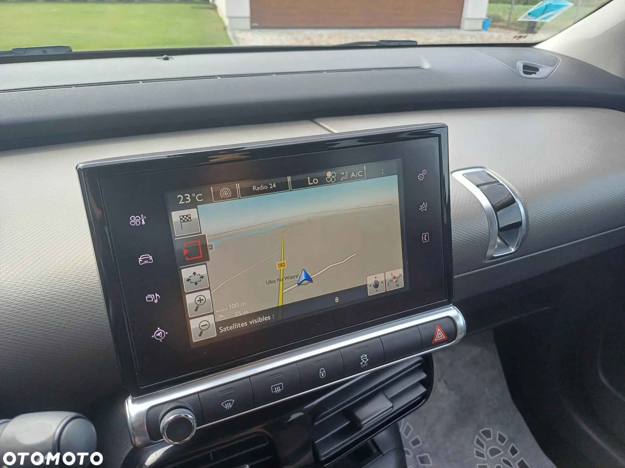 Citroën C4 Cactus 1.2 PureTech Shine - 29