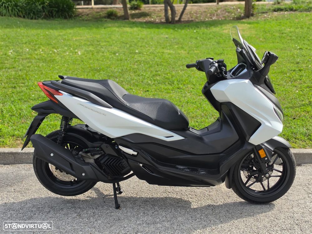 Honda Forza - 6