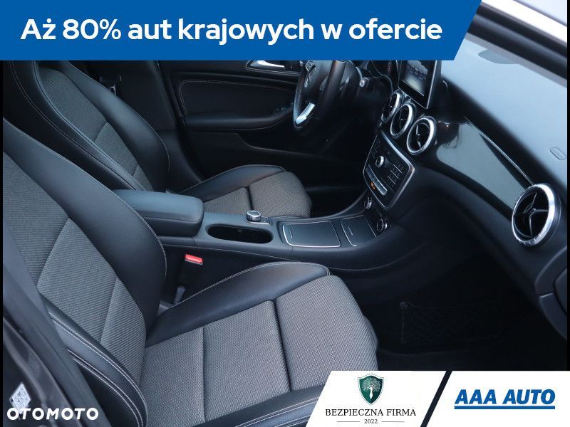 Mercedes-Benz CLA - 11