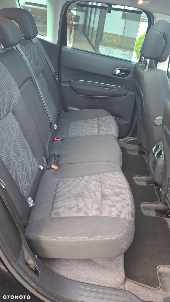 Peugeot 3008 HDi FAP 150 Platinum - 17