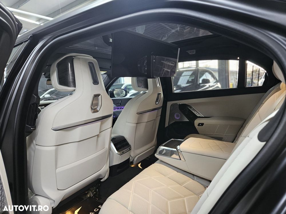 BMW Seria 7 - 13