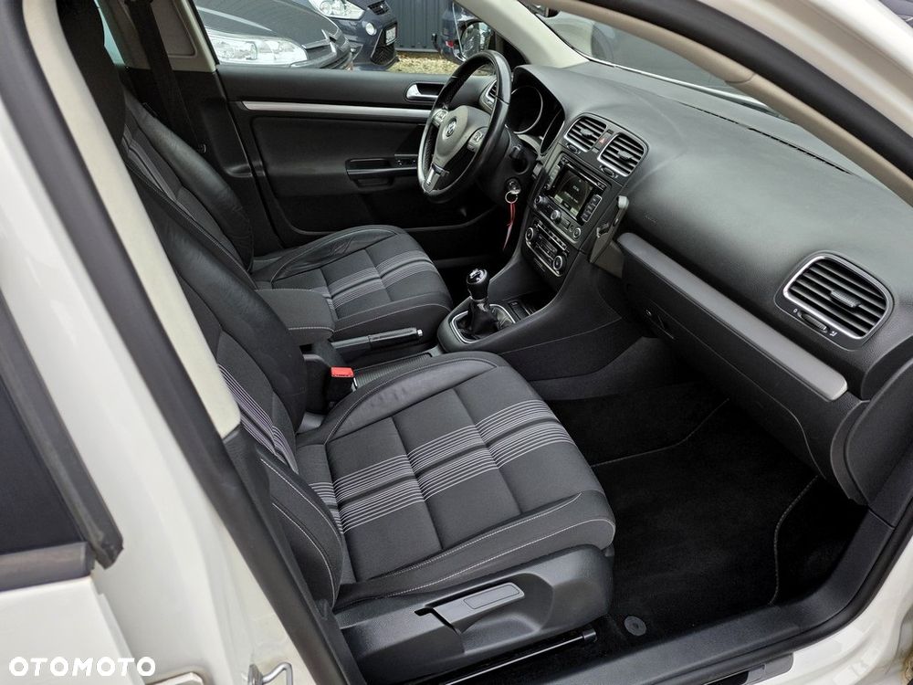 Volkswagen Golf 2.0 TDI Comfortline - 11