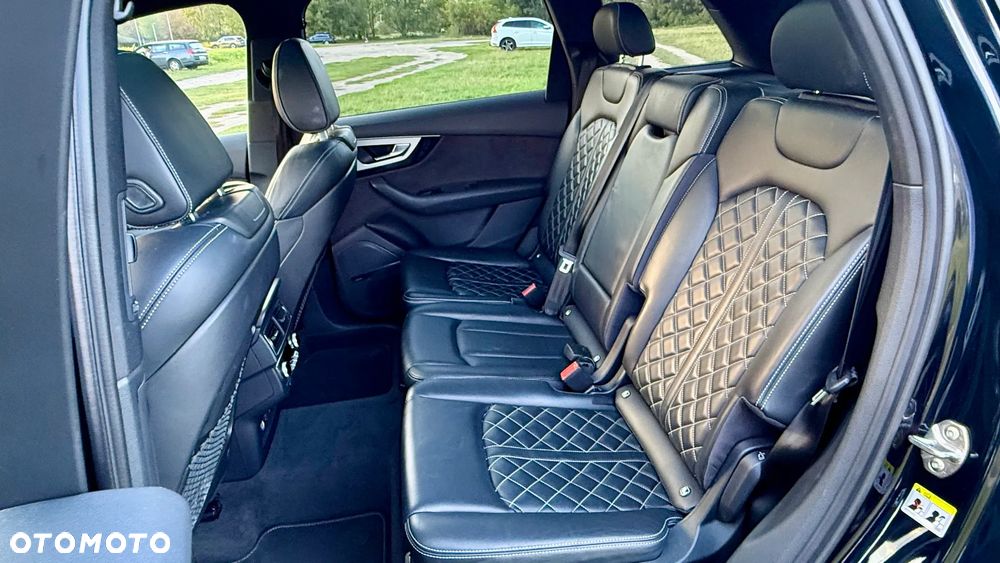 Audi SQ7 - 9