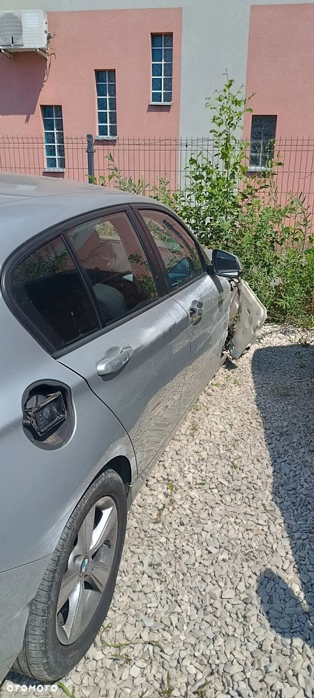 BMW Seria 1 116i - 3